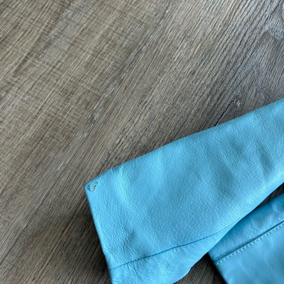 Light blue real leather jacket size small - Picture 5 of 5